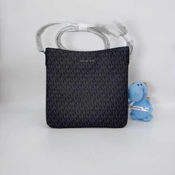 Michael Kors Logo Jet Set Travel Large Black Silver Messenger Bag Crossbody NWT - Picture 1 of 11